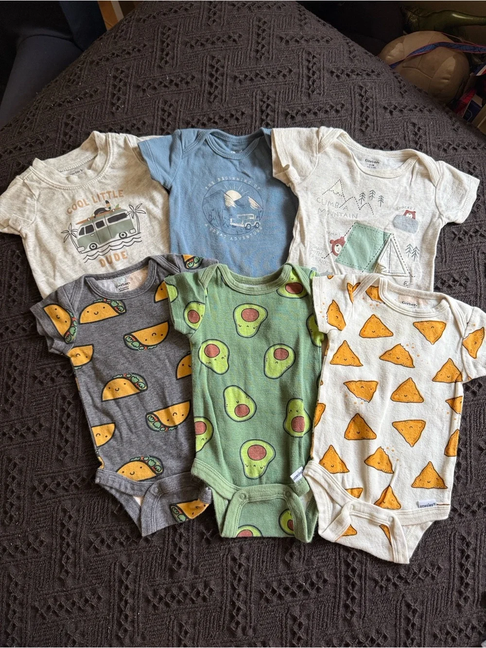 36PC SIZE 0-3M/NB/6M Bodysuits & Shorts